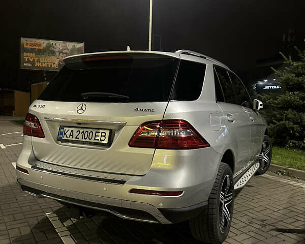 Сірий Мерседес М-Клас, об'ємом двигуна 3.5 л та пробігом 210 тис. км за 20500 $, фото 11 на Automoto.ua