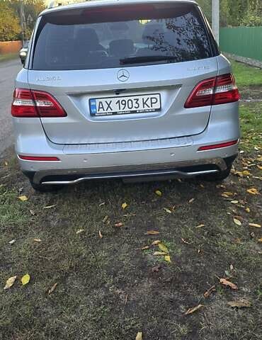 Сірий Мерседес М-Клас, об'ємом двигуна 2.14 л та пробігом 217 тис. км за 19000 $, фото 12 на Automoto.ua