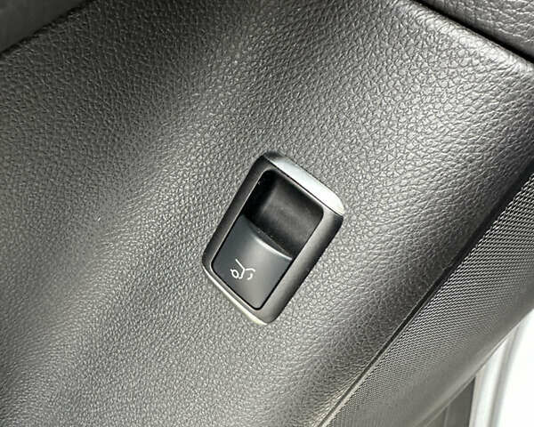 Сірий Мерседес М-Клас, об'ємом двигуна 3.5 л та пробігом 210 тис. км за 20500 $, фото 37 на Automoto.ua