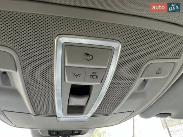 Серый Мерседес М-Класс, объемом двигателя 2.99 л и пробегом 332 тыс. км за 16800 $, фото 39 на Automoto.ua