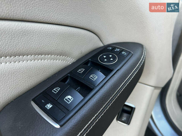 Сірий Мерседес М-Клас, об'ємом двигуна 2.99 л та пробігом 259 тис. км за 21300 $, фото 25 на Automoto.ua