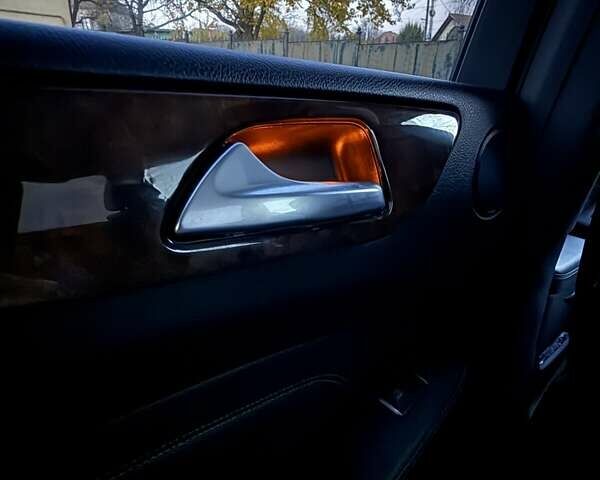 Серый Мерседес М-Класс, объемом двигателя 2.99 л и пробегом 224 тыс. км за 25000 $, фото 14 на Automoto.ua