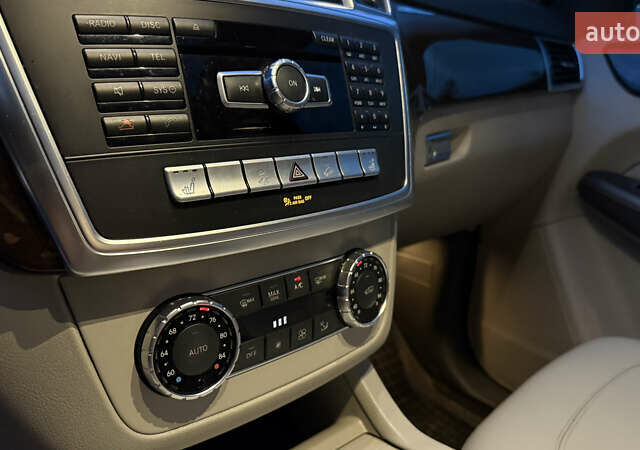 Серый Мерседес М-Класс, объемом двигателя 2.99 л и пробегом 341 тыс. км за 18300 $, фото 19 на Automoto.ua