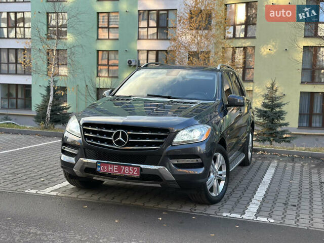 Серый Мерседес М-Класс, объемом двигателя 2.99 л и пробегом 245 тыс. км за 18999 $, фото 4 на Automoto.ua