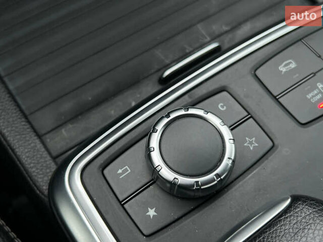 Серый Мерседес М-Класс, объемом двигателя 2.99 л и пробегом 193 тыс. км за 22500 $, фото 19 на Automoto.ua