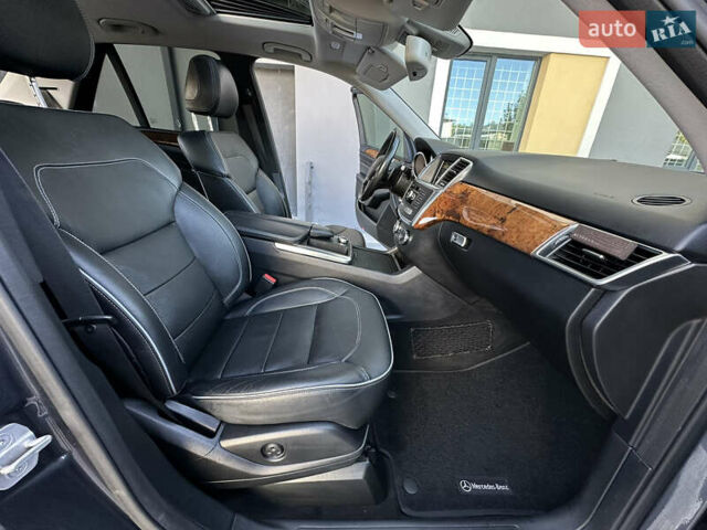 Серый Мерседес М-Класс, объемом двигателя 2.99 л и пробегом 245 тыс. км за 18999 $, фото 37 на Automoto.ua