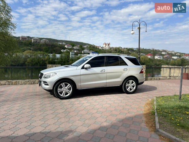 Серый Мерседес М-Класс, объемом двигателя 2.14 л и пробегом 320 тыс. км за 19500 $, фото 10 на Automoto.ua