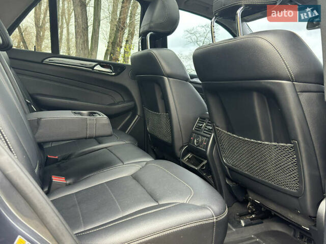 Серый Мерседес М-Класс, объемом двигателя 2.99 л и пробегом 199 тыс. км за 22900 $, фото 33 на Automoto.ua