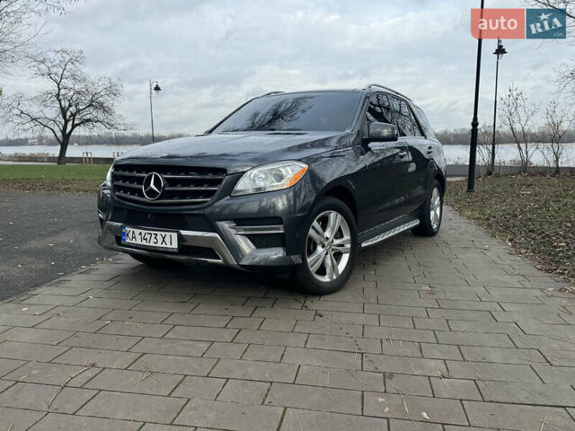 Серый Мерседес М-Класс, объемом двигателя 2.99 л и пробегом 199 тыс. км за 22900 $, фото 3 на Automoto.ua