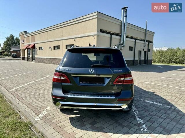 Сірий Мерседес М-Клас, об'ємом двигуна 2.99 л та пробігом 173 тис. км за 25500 $, фото 6 на Automoto.ua