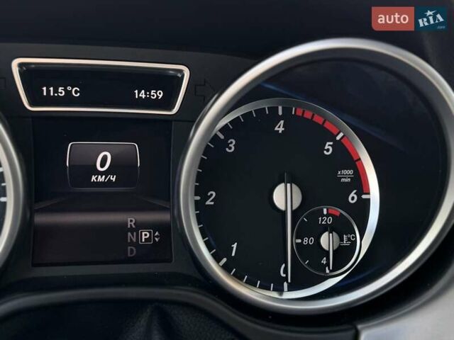 Мерседес М-Класс 2013 в Львове на Automoto.ua Серый Мерседес М-Класс, объемом двигателя 2.99 л и пробегом 188 тыс. км за 23000 $, фото 14 на Automoto.ua