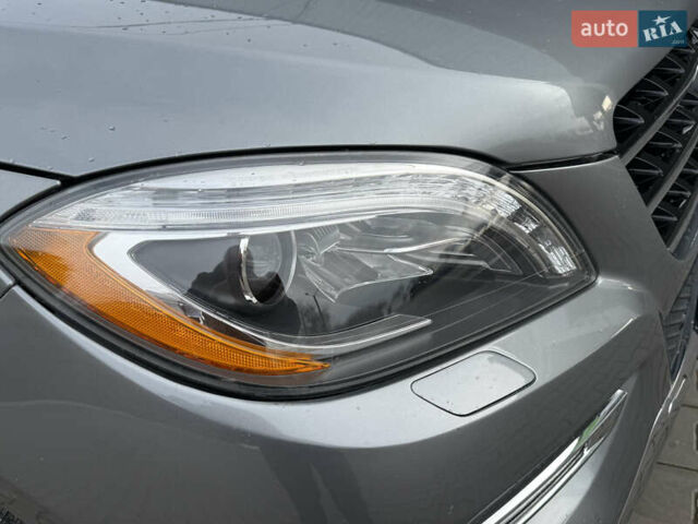 Серый Мерседес М-Класс, объемом двигателя 2.99 л и пробегом 240 тыс. км за 20800 $, фото 24 на Automoto.ua