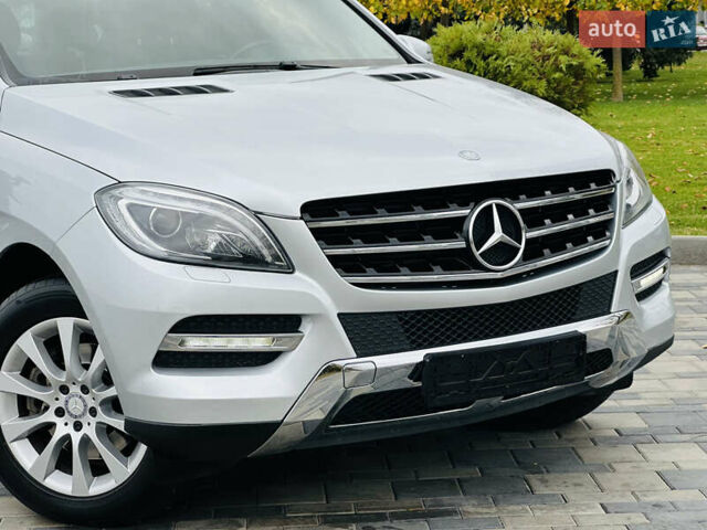 Серый Мерседес М-Класс, объемом двигателя 2.2 л и пробегом 102 тыс. км за 26500 $, фото 8 на Automoto.ua