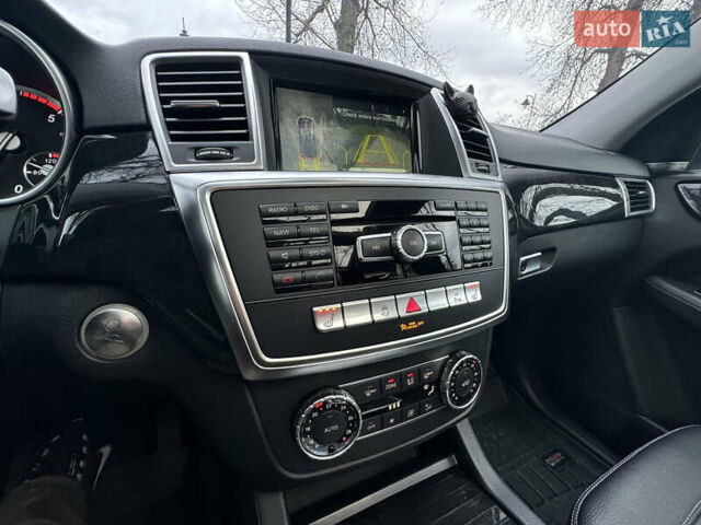 Серый Мерседес М-Класс, объемом двигателя 2.99 л и пробегом 199 тыс. км за 22900 $, фото 46 на Automoto.ua