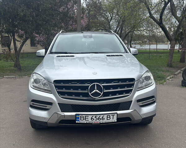 Сірий Мерседес М-Клас, об'ємом двигуна 2.14 л та пробігом 295 тис. км за 20700 $, фото 1 на Automoto.ua