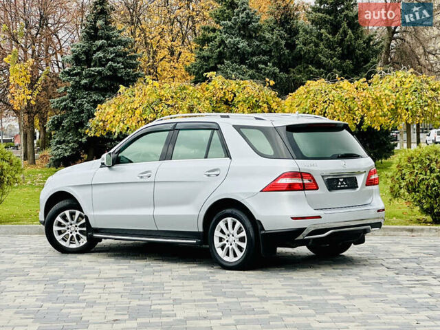 Серый Мерседес М-Класс, объемом двигателя 2.2 л и пробегом 102 тыс. км за 26500 $, фото 22 на Automoto.ua