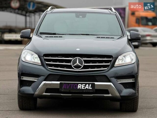 Сірий Мерседес М-Клас, об'ємом двигуна 2.99 л та пробігом 206 тис. км за 21000 $, фото 7 на Automoto.ua