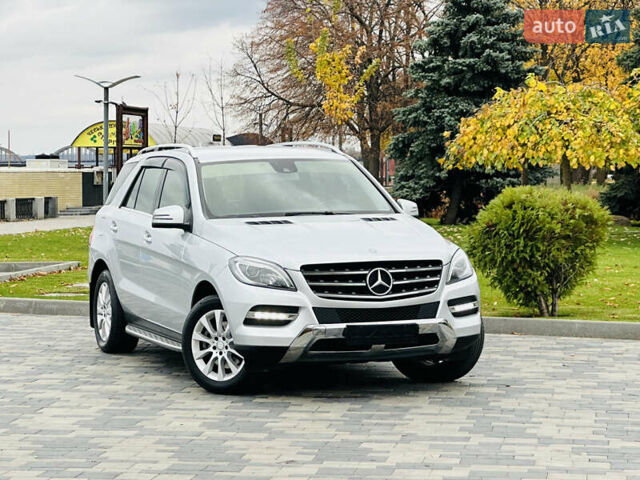 Серый Мерседес М-Класс, объемом двигателя 2.2 л и пробегом 102 тыс. км за 26500 $, фото 7 на Automoto.ua