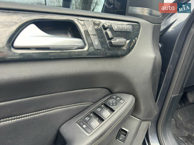 Серый Мерседес М-Класс, объемом двигателя 2.99 л и пробегом 199 тыс. км за 22900 $, фото 23 на Automoto.ua