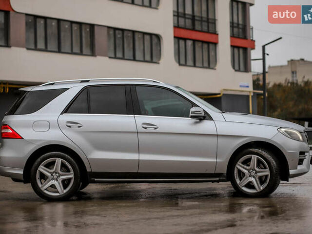 Серый Мерседес М-Класс, объемом двигателя 2.14 л и пробегом 170 тыс. км за 23999 $, фото 11 на Automoto.ua