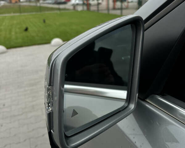 Серый Мерседес М-Класс, объемом двигателя 3.5 л и пробегом 236 тыс. км за 18500 $, фото 14 на Automoto.ua