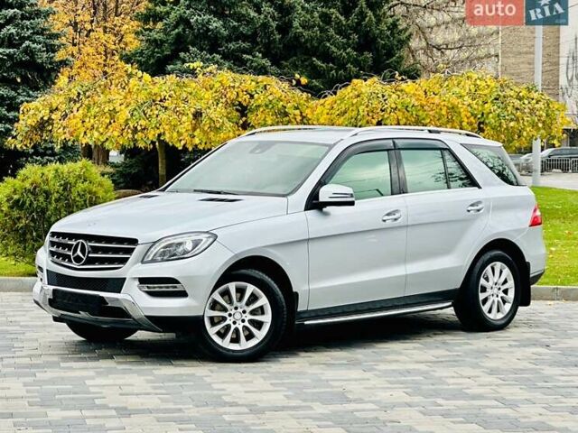 Серый Мерседес М-Класс, объемом двигателя 2.2 л и пробегом 102 тыс. км за 26500 $, фото 23 на Automoto.ua