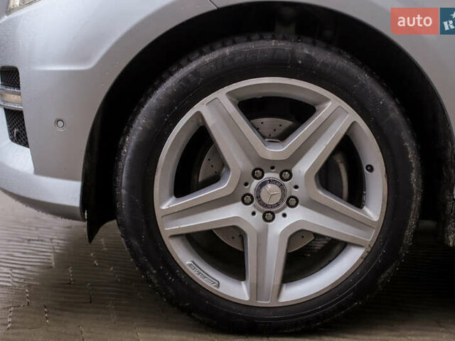 Серый Мерседес М-Класс, объемом двигателя 2.14 л и пробегом 170 тыс. км за 23999 $, фото 17 на Automoto.ua