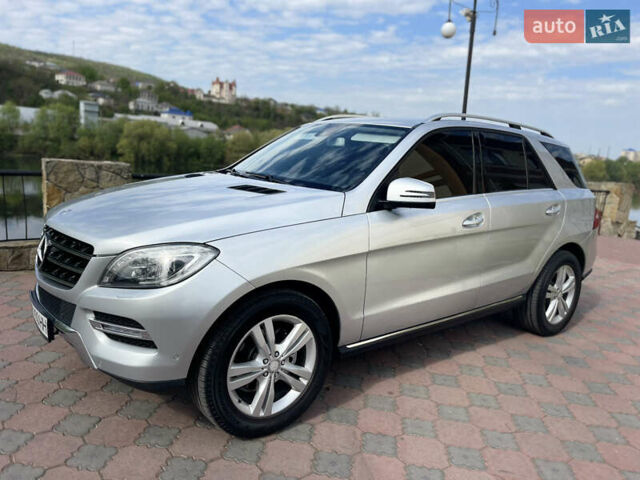 Серый Мерседес М-Класс, объемом двигателя 2.14 л и пробегом 320 тыс. км за 19500 $, фото 13 на Automoto.ua