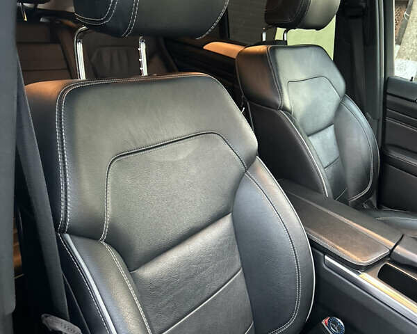 Серый Мерседес М-Класс, объемом двигателя 2.99 л и пробегом 330 тыс. км за 24500 $, фото 31 на Automoto.ua