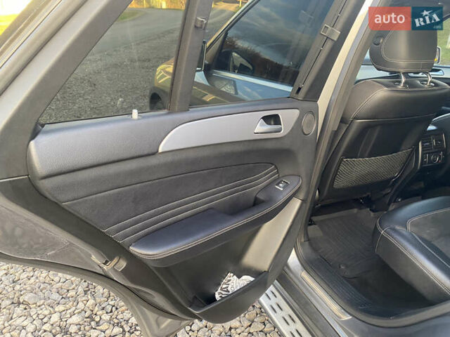 Сірий Мерседес М-Клас, об'ємом двигуна 2.99 л та пробігом 194 тис. км за 24500 $, фото 21 на Automoto.ua