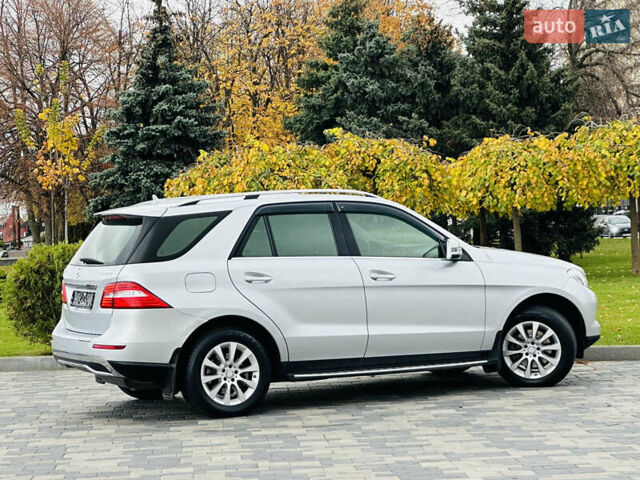 Серый Мерседес М-Класс, объемом двигателя 2.2 л и пробегом 102 тыс. км за 26500 $, фото 6 на Automoto.ua