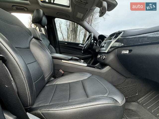 Серый Мерседес М-Класс, объемом двигателя 2.99 л и пробегом 199 тыс. км за 22900 $, фото 41 на Automoto.ua
