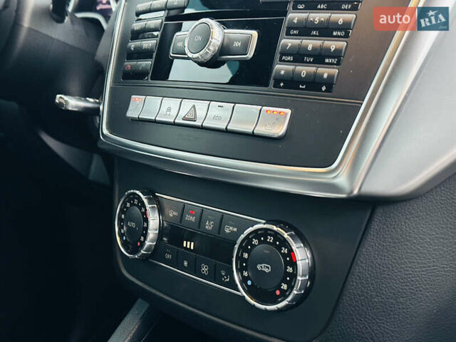 Серый Мерседес М-Класс, объемом двигателя 2.2 л и пробегом 102 тыс. км за 26500 $, фото 46 на Automoto.ua