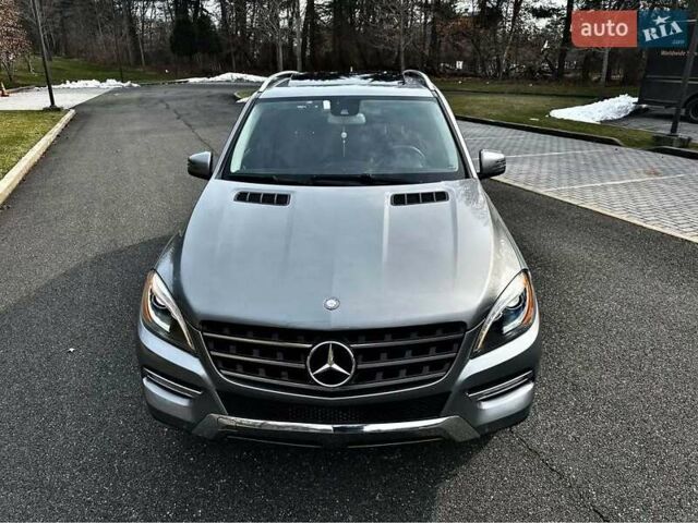 Сірий Мерседес М-Клас, об'ємом двигуна 3.5 л та пробігом 270 тис. км за 20200 $, фото 6 на Automoto.ua