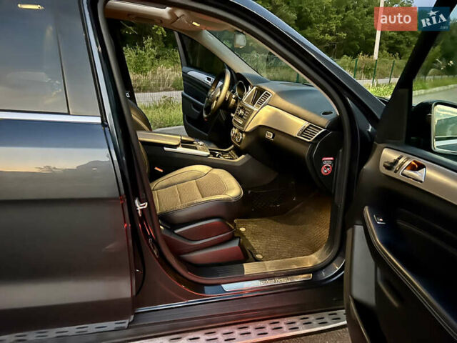 Мерседес М-Класс 2013 в Харькове на Automoto.ua Серый Мерседес М-Класс, объемом двигателя 2.14 л и пробегом 287 тыс. км за 18700 $, фото 17 на Automoto.ua