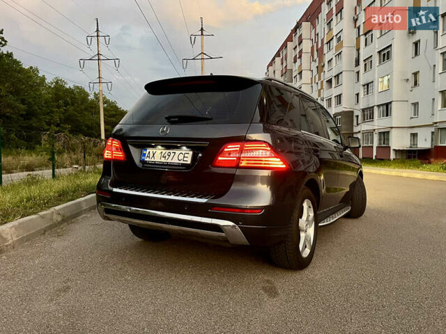 Мерседес М-Класс 2013 в Харькове на Automoto.ua Серый Мерседес М-Класс, объемом двигателя 2.14 л и пробегом 287 тыс. км за 18700 $, фото 6 на Automoto.ua