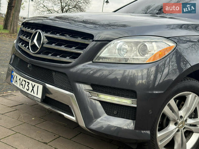 Серый Мерседес М-Класс, объемом двигателя 2.99 л и пробегом 199 тыс. км за 22900 $, фото 17 на Automoto.ua