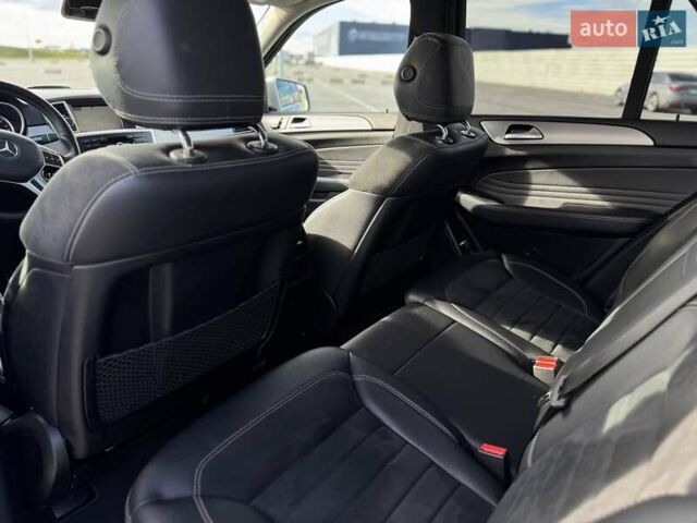 Мерседес М-Класс 2013 в Львове на Automoto.ua Серый Мерседес М-Класс, объемом двигателя 2.99 л и пробегом 188 тыс. км за 23000 $, фото 26 на Automoto.ua