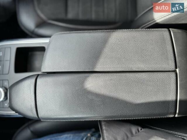 Мерседес М-Класс 2013 в Львове на Automoto.ua Серый Мерседес М-Класс, объемом двигателя 2.99 л и пробегом 188 тыс. км за 23000 $, фото 22 на Automoto.ua