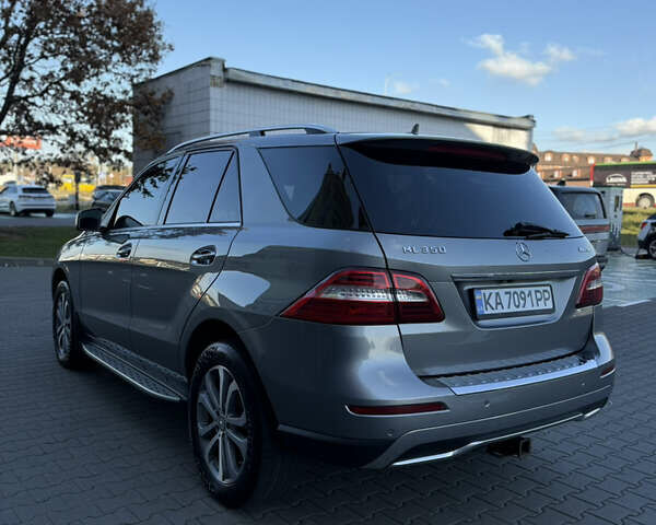 Серый Мерседес М-Класс, объемом двигателя 3.5 л и пробегом 236 тыс. км за 16300 $, фото 8 на Automoto.ua