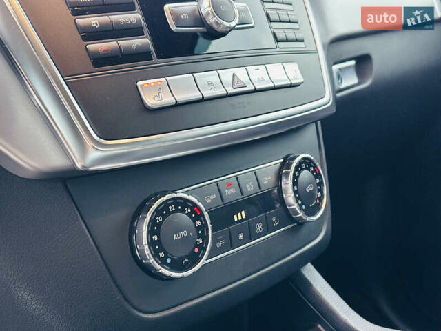 Серый Мерседес М-Класс, объемом двигателя 2.2 л и пробегом 102 тыс. км за 26500 $, фото 32 на Automoto.ua