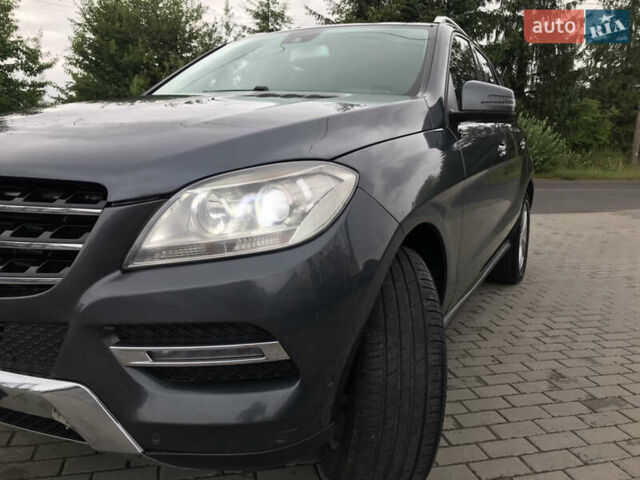 Сірий Мерседес М-Клас, об'ємом двигуна 2.14 л та пробігом 335 тис. км за 21500 $, фото 3 на Automoto.ua