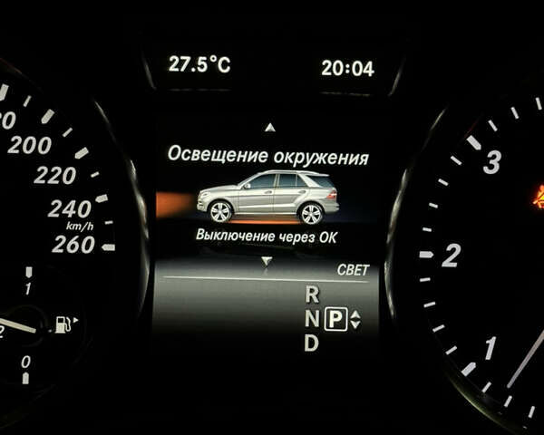 Серый Мерседес М-Класс, объемом двигателя 2.99 л и пробегом 135 тыс. км за 25000 $, фото 2 на Automoto.ua