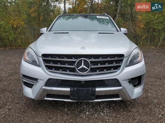 Мерседес М-Класс 2014 в Львове на Automoto.ua Серый Мерседес М-Класс, объемом двигателя 2.99 л и пробегом 202 тыс. км за 5000 $, фото 4 на Automoto.ua