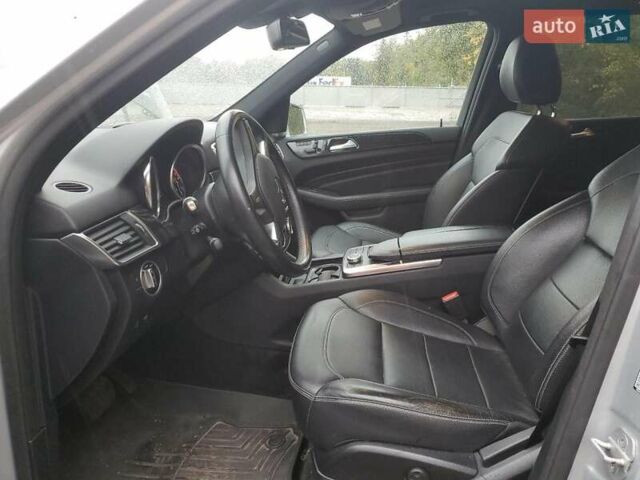 Мерседес М-Класс 2014 в Львове на Automoto.ua Серый Мерседес М-Класс, объемом двигателя 2.99 л и пробегом 202 тыс. км за 5000 $, фото 6 на Automoto.ua