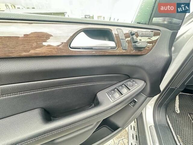 Серый Мерседес М-Класс, объемом двигателя 2.14 л и пробегом 244 тыс. км за 21500 $, фото 12 на Automoto.ua