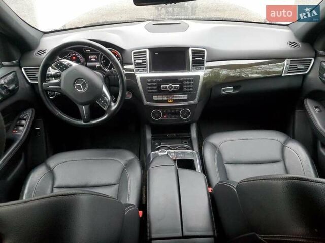 Мерседес М-Класс 2014 в Львове на Automoto.ua Серый Мерседес М-Класс, объемом двигателя 2.99 л и пробегом 202 тыс. км за 5000 $, фото 7 на Automoto.ua