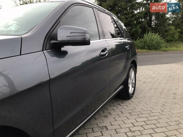 Сірий Мерседес М-Клас, об'ємом двигуна 2.14 л та пробігом 335 тис. км за 21500 $, фото 5 на Automoto.ua