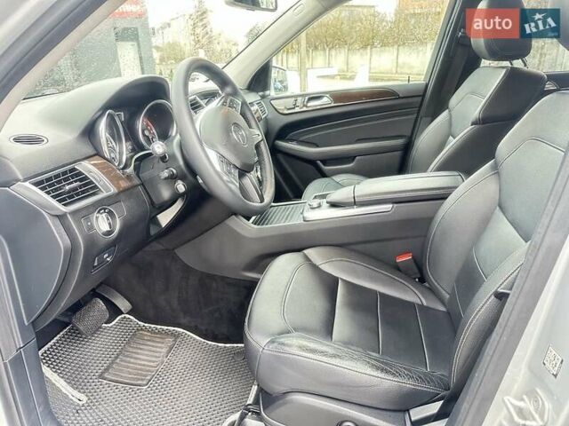Серый Мерседес М-Класс, объемом двигателя 2.14 л и пробегом 244 тыс. км за 21500 $, фото 14 на Automoto.ua