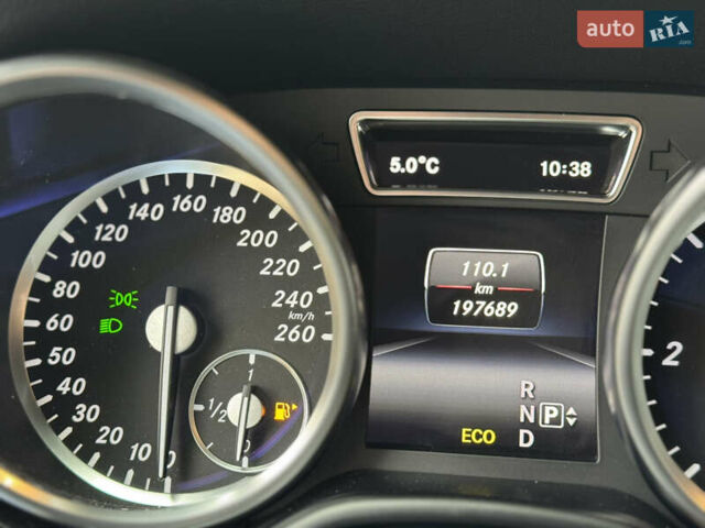 Серый Мерседес М-Класс, объемом двигателя 2.99 л и пробегом 197 тыс. км за 18500 $, фото 8 на Automoto.ua